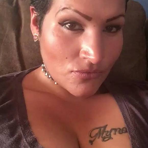 Meet your Posher, Lupe - Picture 1 of 1